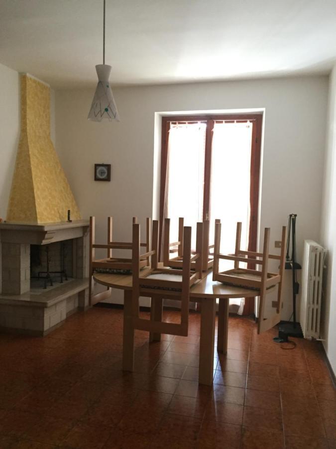 Appartamento Giacomo Leopardi Piobbico Kültér fotó